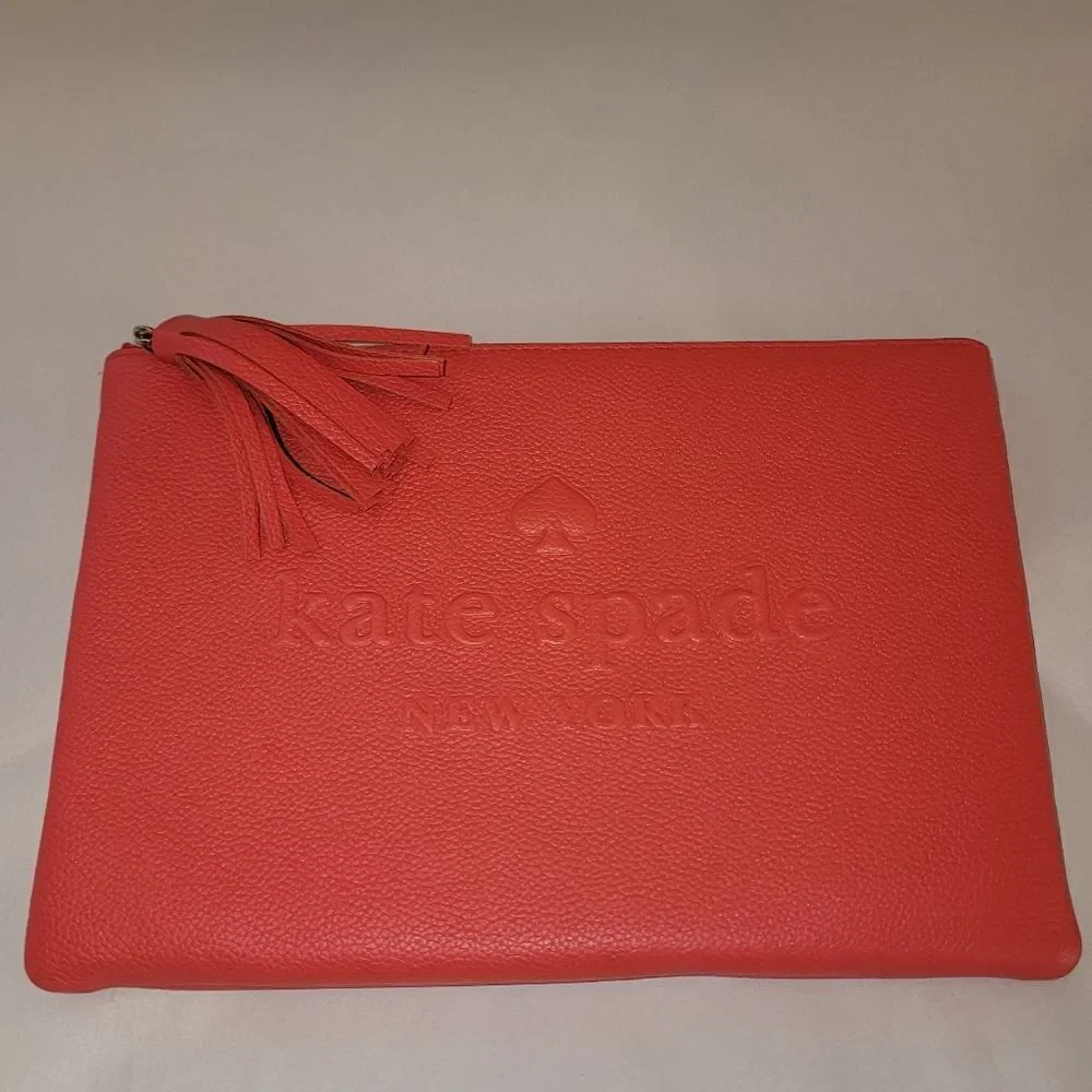 Kate Spade Gia Larchmont Avenue Logo Leather Clutch New